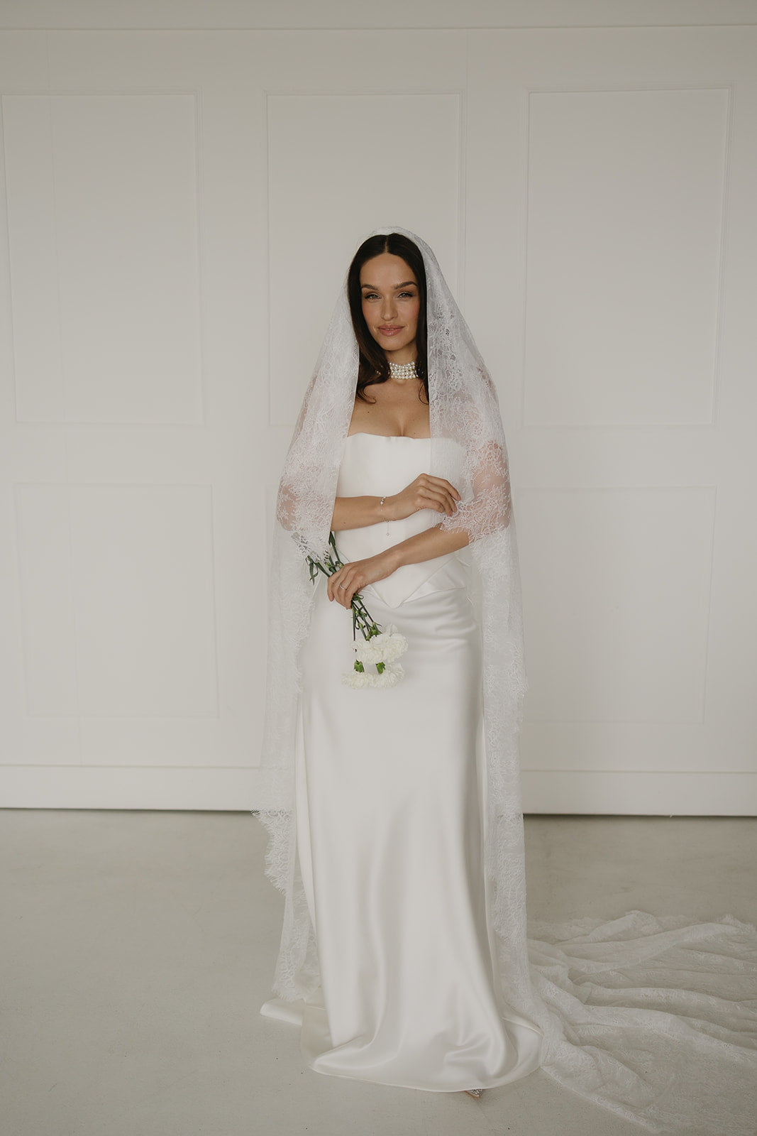 SERAPHINE Lace Veil