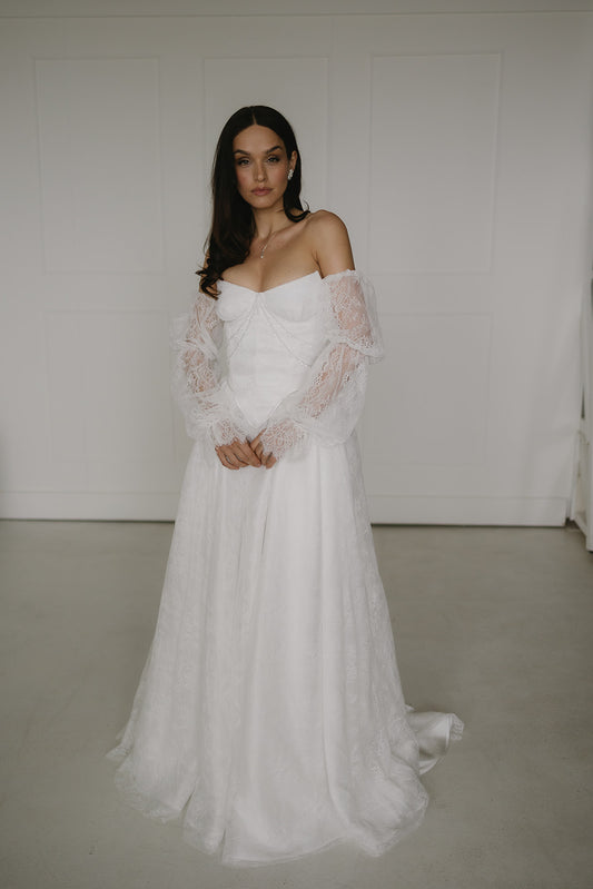 SERAPHINE Lace Train Skirt