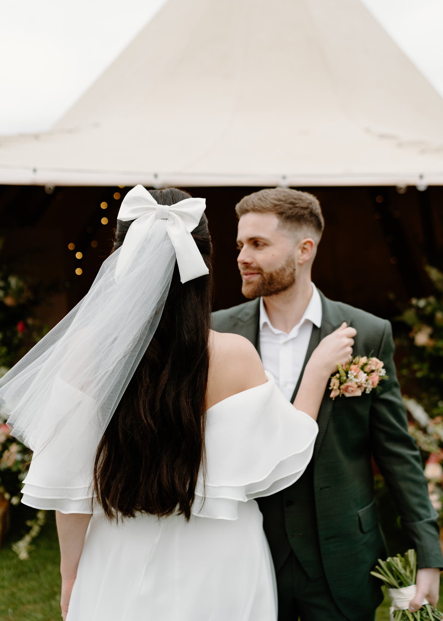 Short Bow Veil Ivory