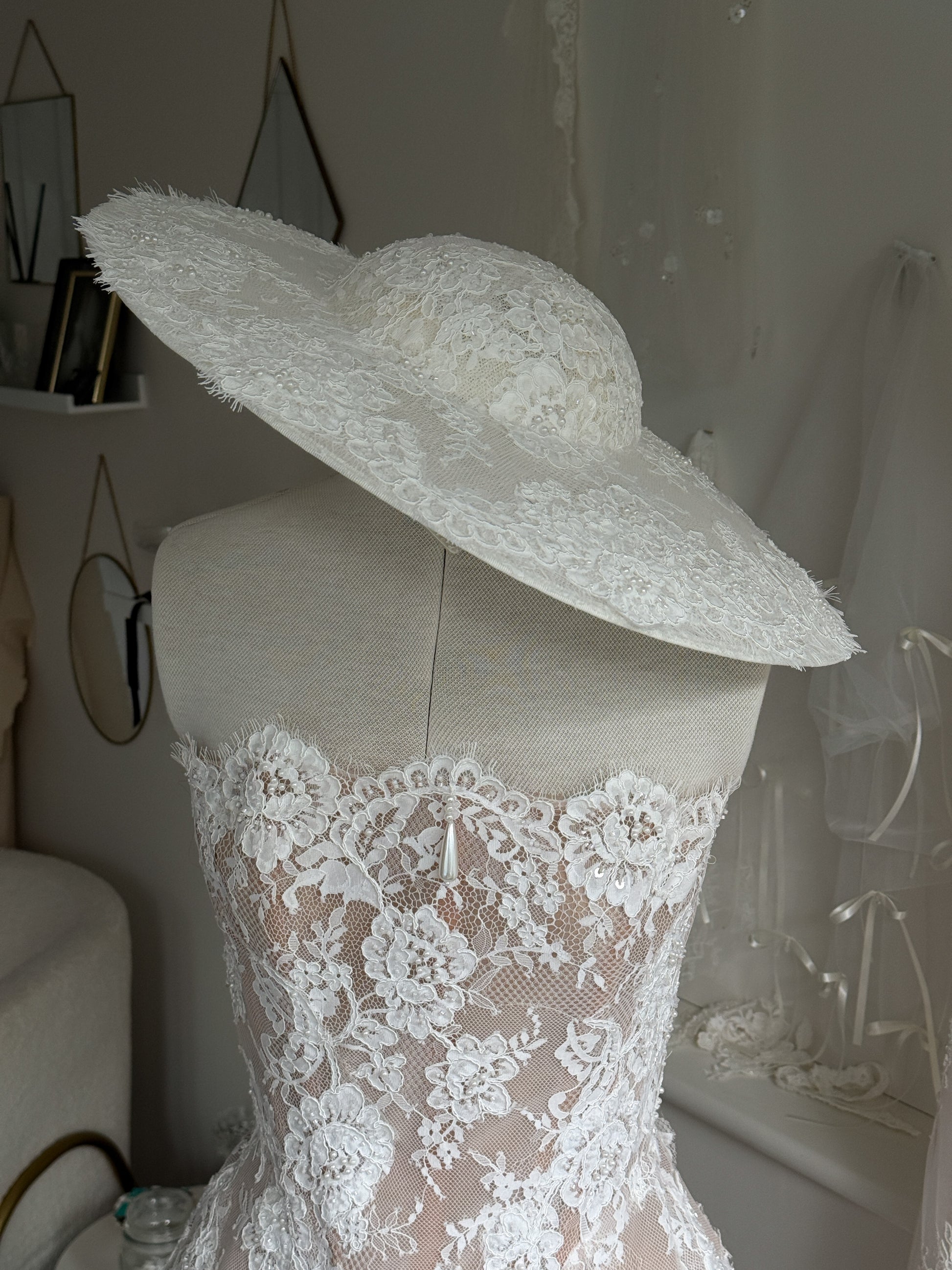 Lace Bridal hat, Bridal hat, bridal accessory, lace wedding dress