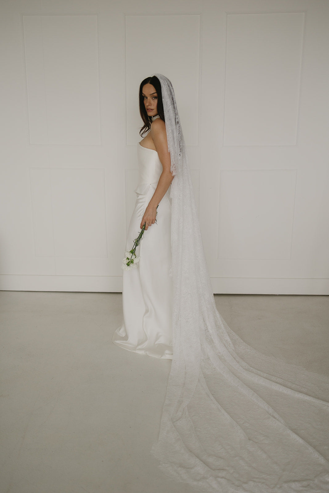 SERAPHINE Lace Veil