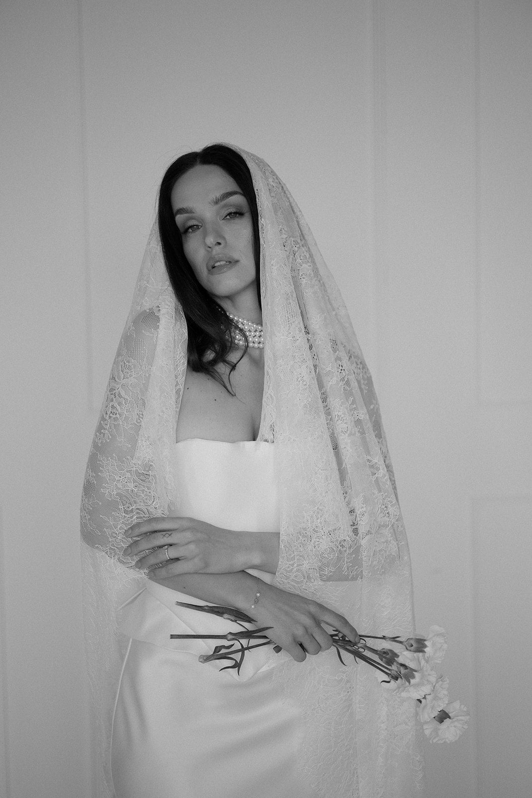 SERAPHINE Lace Veil